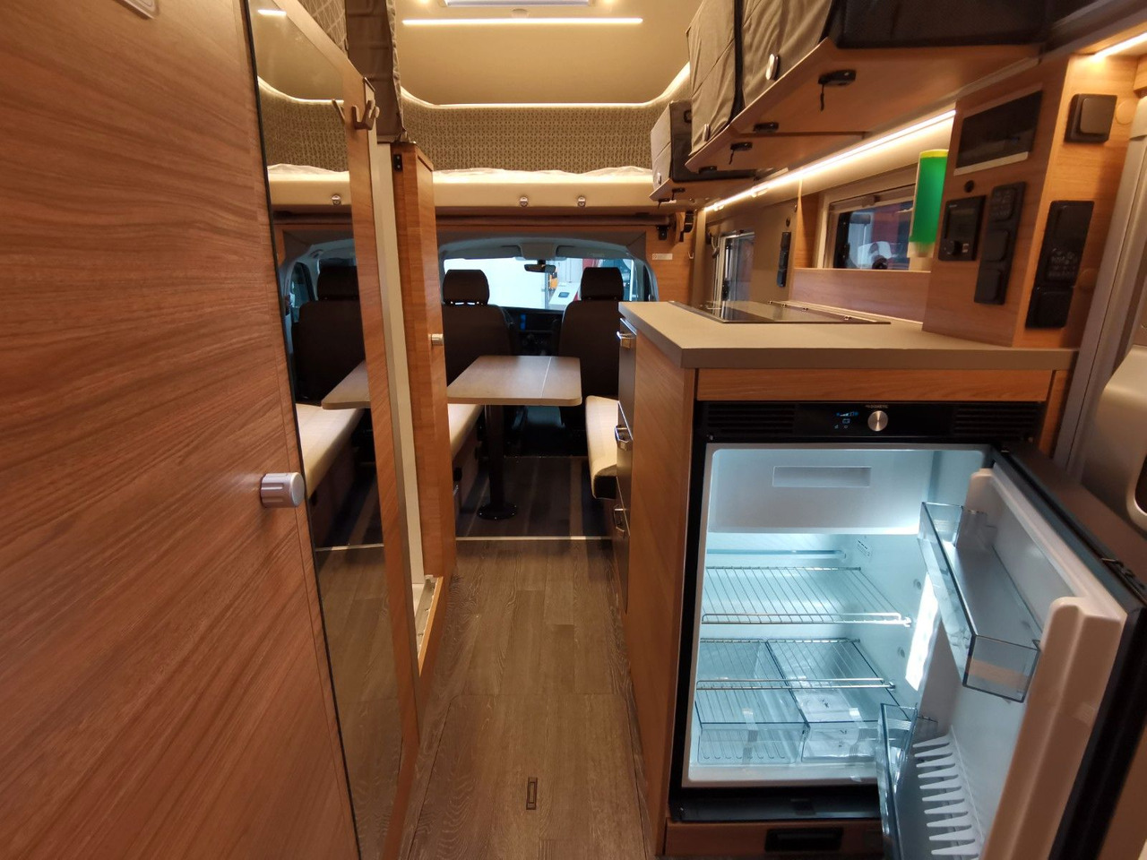 Teilintegriertes Wohnmobil Weinsberg X-CURSION CUV 500 LT PEPPER EDITION / 150PS-DSG: das Bild 20 Teilintegriertes Wohnmobil Weinsberg X-CURSION CUV 500 LT PEPPER EDITION / 150PS-DSG: das Bild 20