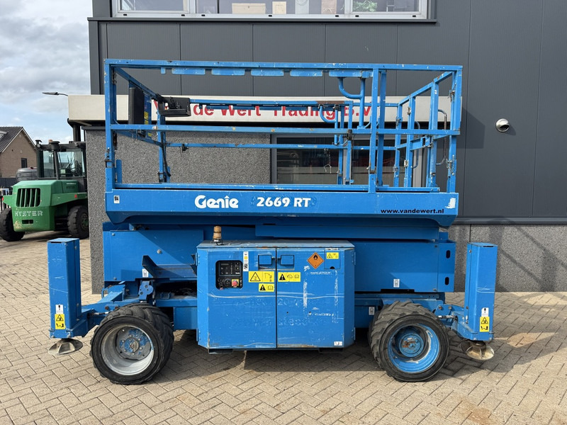 Genie GS 2669 RT Hoogwerker / Arbeitsbuhne 10mtr werkhoogte 4x4 kubota DIESEL 2013 - Scherenbühne: das Bild 1 Genie GS 2669 RT Hoogwerker / Arbeitsbuhne 10mtr werkhoogte 4x4 kubota DIESEL 2013 - Scherenbühne: das Bild 1