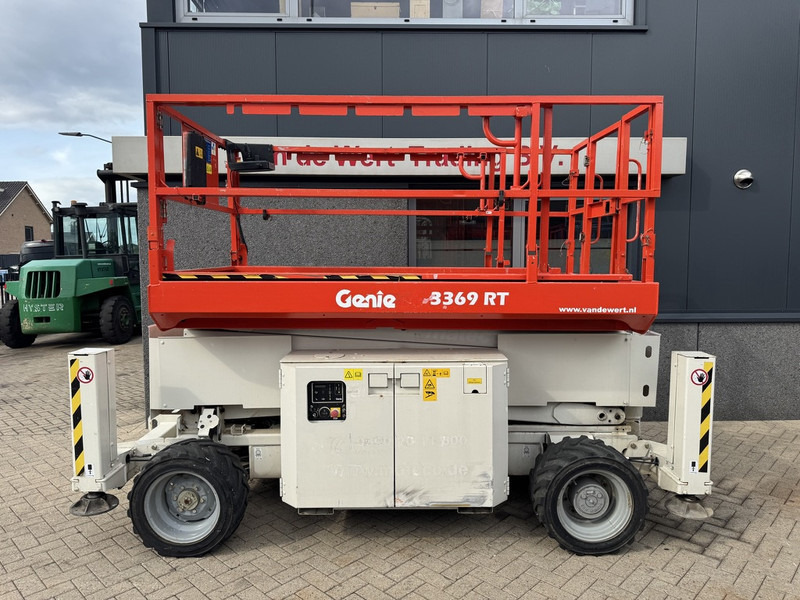Genie GS 3369 RT Hoogwerker / Arbeitsbuhne 12mtr werkhoogte 4x4 Kubota DIESEL 2013 - Scherenbühne: das Bild 1 Genie GS 3369 RT Hoogwerker / Arbeitsbuhne 12mtr werkhoogte 4x4 Kubota DIESEL 2013 - Scherenbühne: das Bild 1
