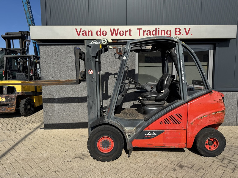 Linde H30D-02 Triplo 465 Freelift / Sideshift / VW Diesel 2014 - Dieselstapler: das Bild 5 Linde H30D-02 Triplo 465 Freelift / Sideshift / VW Diesel 2014 - Dieselstapler: das Bild 5