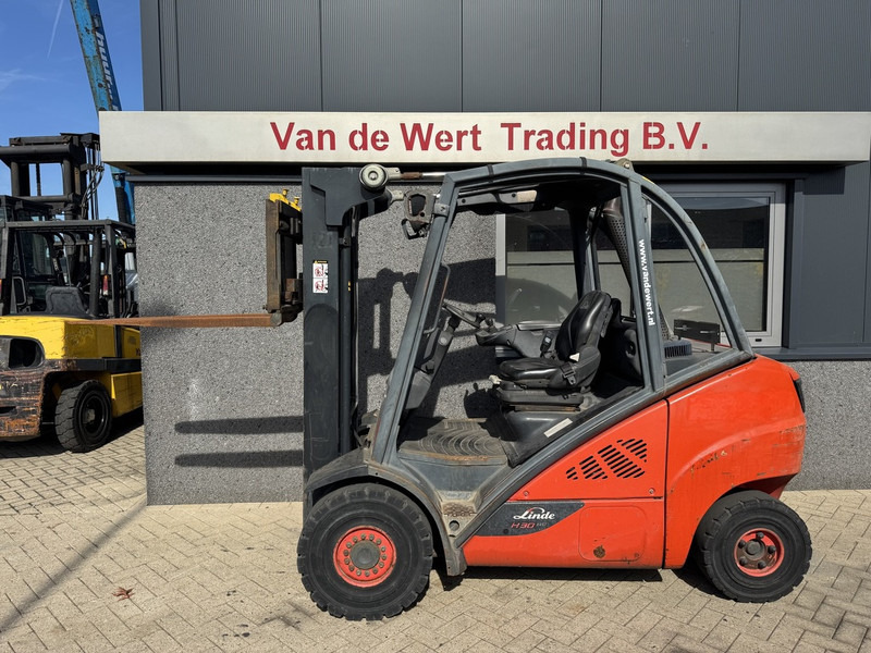 Linde H30D-02 Triplo 465 Freelift / Sideshift / VW Diesel 2014 - Dieselstapler: das Bild 5 Linde H30D-02 Triplo 465 Freelift / Sideshift / VW Diesel 2014 - Dieselstapler: das Bild 5