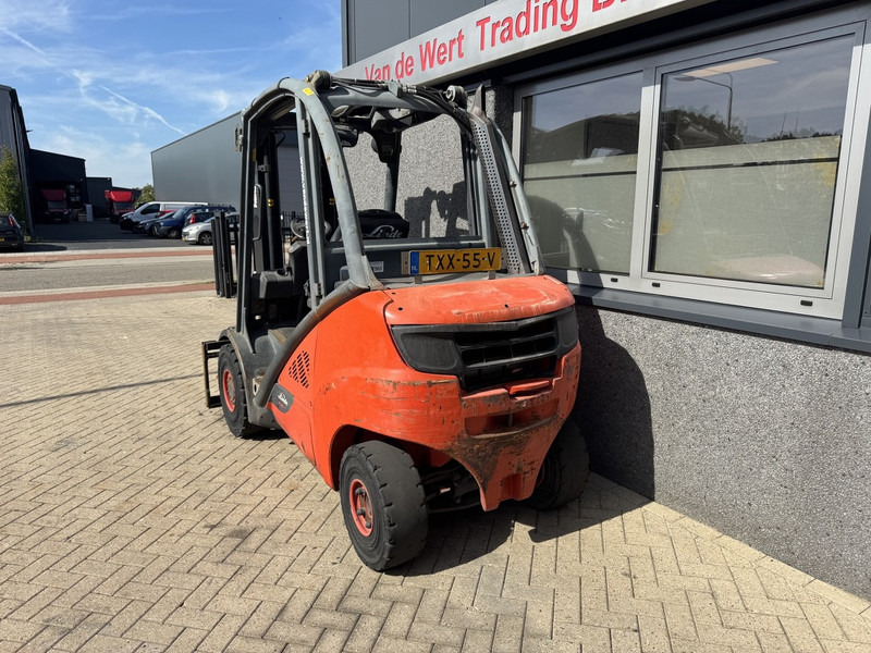 Linde H30D-02 Triplo 465 Freelift / Sideshift / VW Diesel 2014 - Dieselstapler: das Bild 4 Linde H30D-02 Triplo 465 Freelift / Sideshift / VW Diesel 2014 - Dieselstapler: das Bild 4
