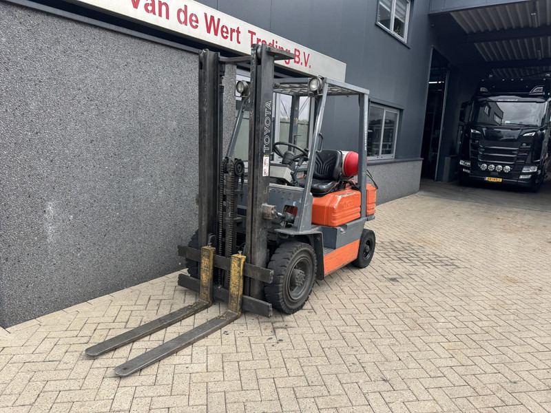 Toyota 42-5FGF20 Duplo 330 Freelift LPG 1993 - Treibgasstapler: das Bild 3 Toyota 42-5FGF20 Duplo 330 Freelift LPG 1993 - Treibgasstapler: das Bild 3