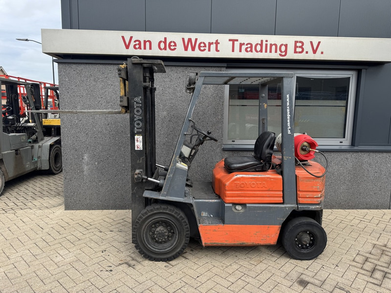 Toyota 42-5FGF20 Duplo 330 Freelift LPG 1993 - Treibgasstapler: das Bild 5 Toyota 42-5FGF20 Duplo 330 Freelift LPG 1993 - Treibgasstapler: das Bild 5
