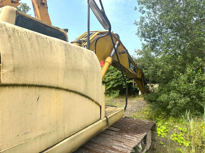 Kettenbagger Caterpillar 320: das Bild 15
