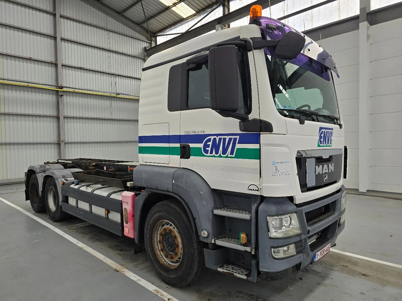 MAN TGS 28.440 6x2 / EURO 5 / AIRCO / LIFTAS / 10 roues - 10 tyres - Fahrgestell LKW: das Bild 3 MAN TGS 28.440 6x2 / EURO 5 / AIRCO / LIFTAS / 10 roues - 10 tyres - Fahrgestell LKW: das Bild 3