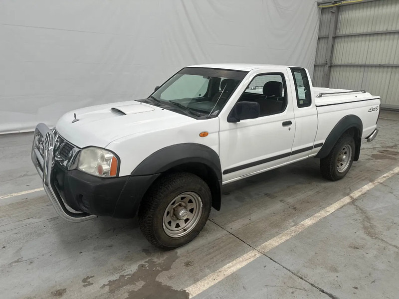 Nissan Navara 2.5 Di / EURO 3 - PKW: das Bild 1 Nissan Navara 2.5 Di / EURO 3 - PKW: das Bild 1