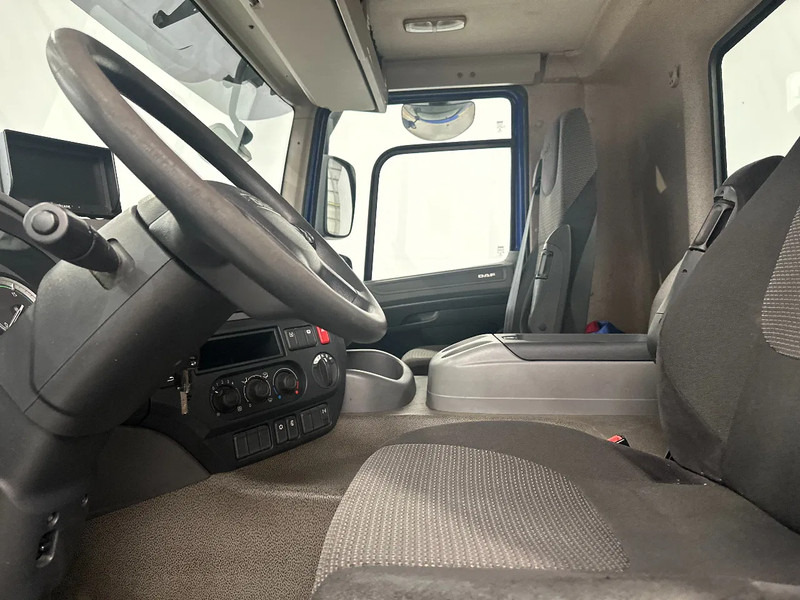 Sattelzugmaschine DAF CF 330: das Bild 9