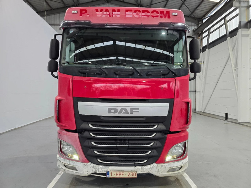 DAF XF 106.460 EURO 6 / RETARDER / MANUEL / AIRCO - Sattelzugmaschine: das Bild 2 DAF XF 106.460 EURO 6 / RETARDER / MANUEL / AIRCO - Sattelzugmaschine: das Bild 2
