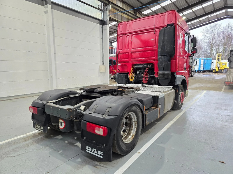 DAF XF 106.460 EURO 6 / RETARDER / MANUEL / AIRCO - Sattelzugmaschine: das Bild 5 DAF XF 106.460 EURO 6 / RETARDER / MANUEL / AIRCO - Sattelzugmaschine: das Bild 5