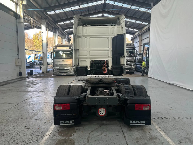 DAF XF 106.460 SPACECAB - Sattelzugmaschine: das Bild 4 DAF XF 106.460 SPACECAB - Sattelzugmaschine: das Bild 4