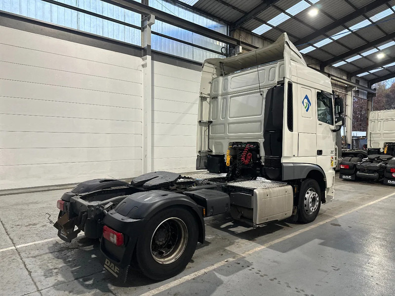 DAF XF 106.460 Spacecab - Sattelzugmaschine: das Bild 5 DAF XF 106.460 Spacecab - Sattelzugmaschine: das Bild 5