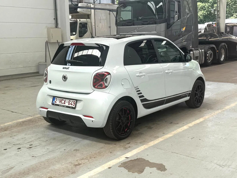 Smart Forfour ONE EQ / 100% ELECTRIC / BRABUS ALLOY WHEELS /EDITION ONE - PKW: das Bild 5 Smart Forfour ONE EQ / 100% ELECTRIC / BRABUS ALLOY WHEELS /EDITION ONE - PKW: das Bild 5