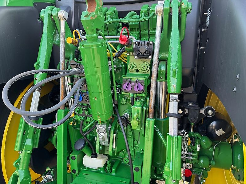John Deere 6R155 AP 50KM COMMAND-PRO G5-PLUS 2024 1340 UUR!!! - Traktor: das Bild 5 John Deere 6R155 AP 50KM COMMAND-PRO G5-PLUS 2024 1340 UUR!!! - Traktor: das Bild 5