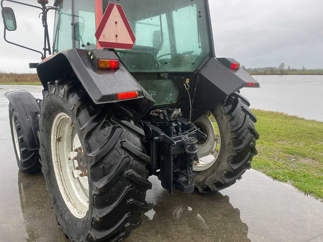 1998 VALMET 6200 ALL-WHEEL DRIVE FARM TRACTOR - Traktor: das Bild 5 1998 VALMET 6200 ALL-WHEEL DRIVE FARM TRACTOR - Traktor: das Bild 5