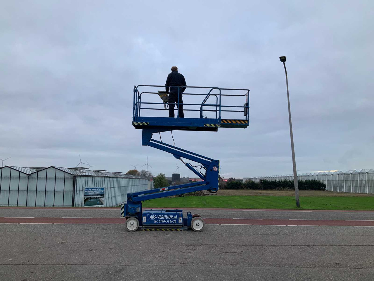 Arbeitsbühne 1999 UPRIGHT SL20 AERIAL PLATFORM: das Bild 10 Arbeitsbühne 1999 UPRIGHT SL20 AERIAL PLATFORM: das Bild 10