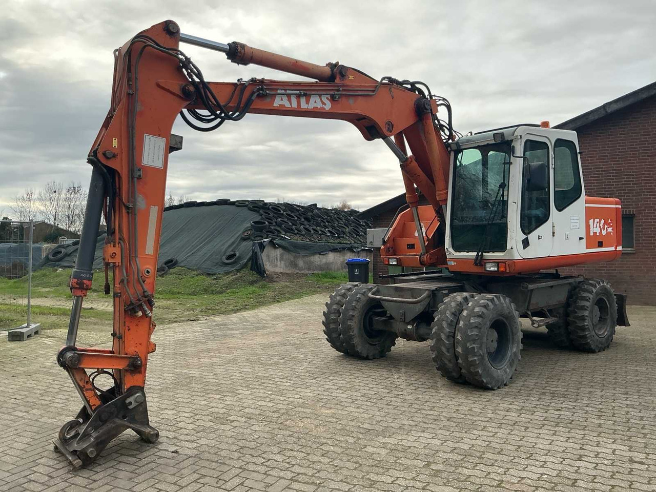 2000 ATLAS 1404 WHEELED EXCAVATOR - Mobilbagger: das Bild 1 2000 ATLAS 1404 WHEELED EXCAVATOR - Mobilbagger: das Bild 1