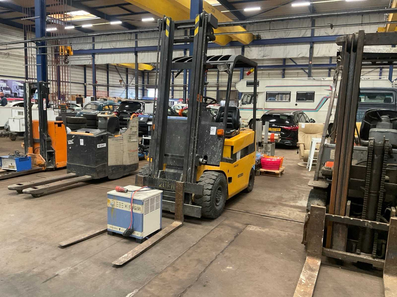 2006 BALKANCAR EV30-4020S FORKLIFT - Gabelstapler: das Bild 2 2006 BALKANCAR EV30-4020S FORKLIFT - Gabelstapler: das Bild 2