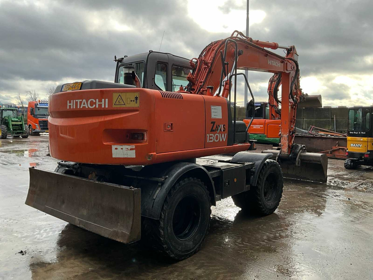 2007 HITACHI ZX130W WHEELED EXCAVATOR - Mobilbagger: das Bild 4 2007 HITACHI ZX130W WHEELED EXCAVATOR - Mobilbagger: das Bild 4