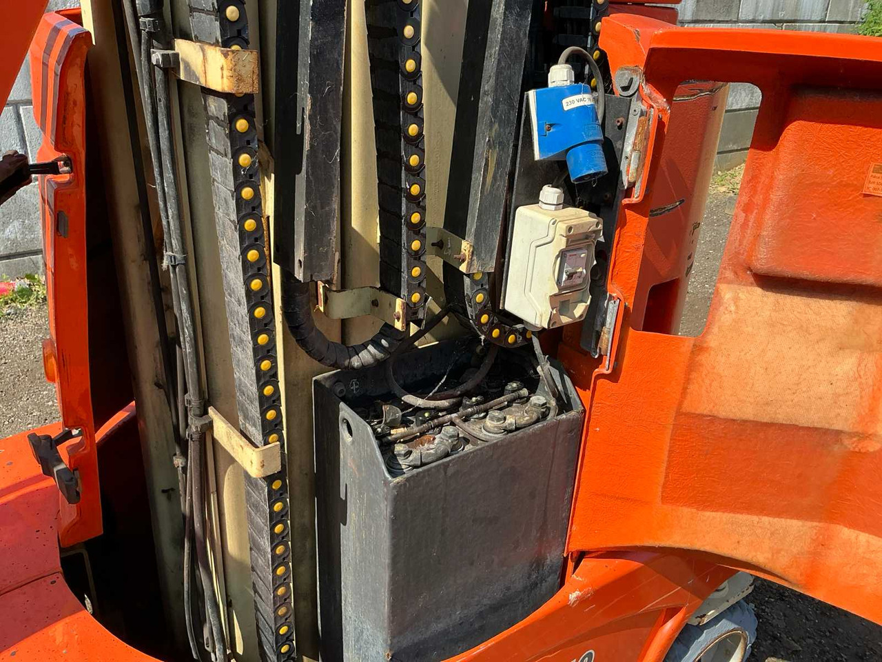 Arbeitsbühne 2007 JLG TOUCAN1010 AERIAL PLATFORM: das Bild 11 Arbeitsbühne 2007 JLG TOUCAN1010 AERIAL PLATFORM: das Bild 11