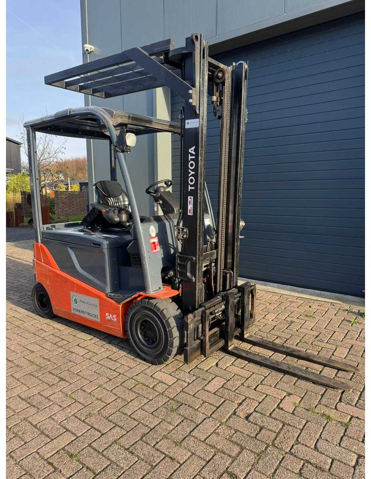 2013 TOYOTA 8FBMT25 FORKLIFT - Gabelstapler: das Bild 2 2013 TOYOTA 8FBMT25 FORKLIFT - Gabelstapler: das Bild 2