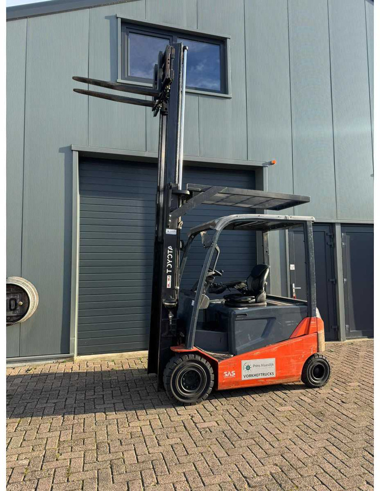 2013 TOYOTA 8FBMT25 FORKLIFT - Gabelstapler: das Bild 3 2013 TOYOTA 8FBMT25 FORKLIFT - Gabelstapler: das Bild 3