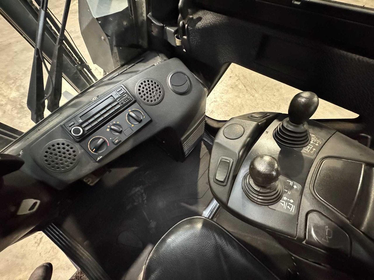 Gabelstapler 2015 LINDE H25D-02 2.500KG 3.+4TH VALVE FORK ADJUSTER DIESEL FORKLIFT FORKLIFT 10.925 HOURS.: das Bild 15