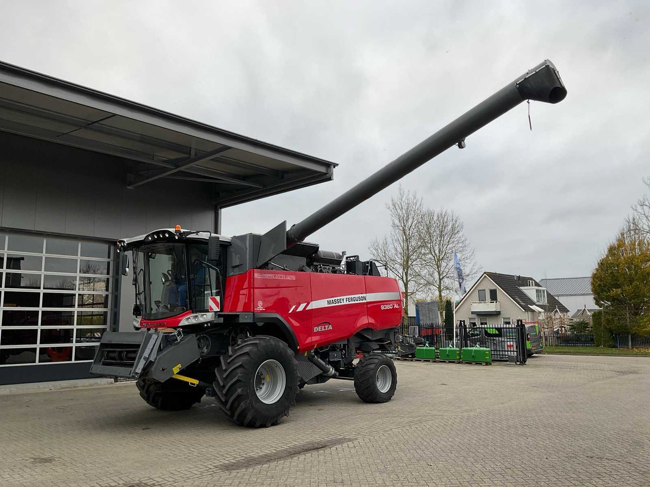 2015 MASSEY FERGUSON 9380 AL COMBINE - Mähdrescher: das Bild 1 2015 MASSEY FERGUSON 9380 AL COMBINE - Mähdrescher: das Bild 1