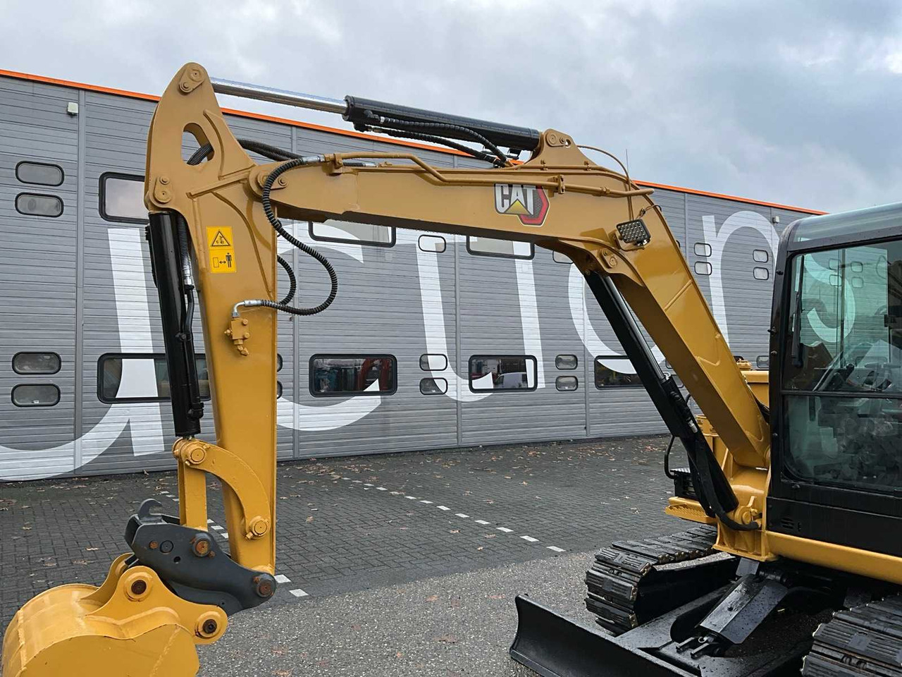 Bagger 2016 CATERPILLAR 305.5E2 MIDI EXCAVATOR: das Bild 16