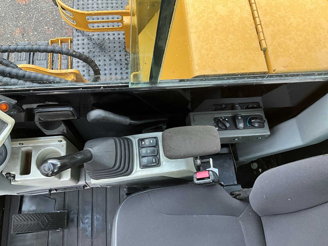 Bagger 2016 CATERPILLAR 305.5E2 MIDI EXCAVATOR: das Bild 21