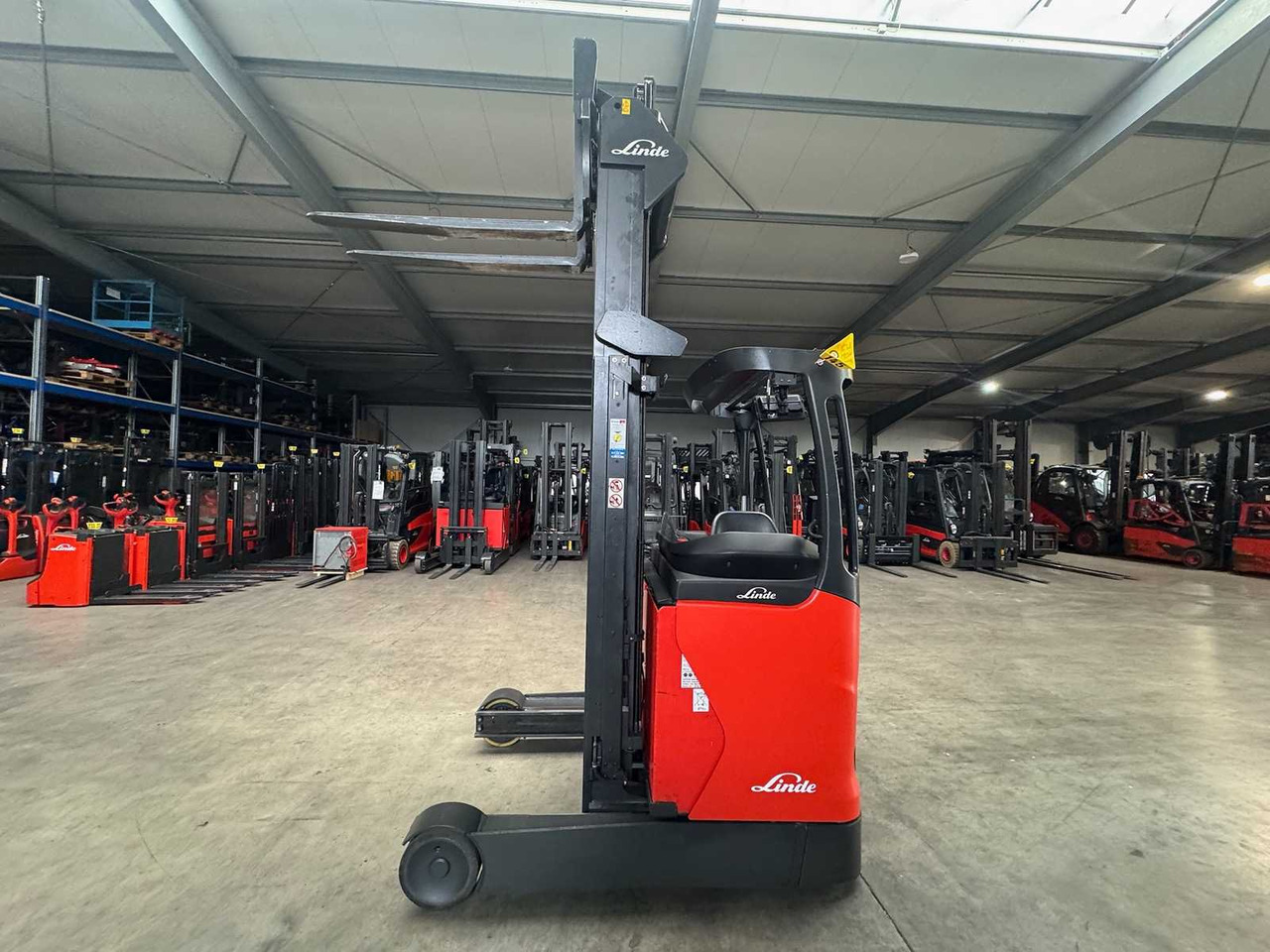 2016 SERVICE+UVV 10/2026 LINDE R16 TRIPLEX 796CM REACH TRUCK FORK ADJUSTER ELECTRIC FORKLIFT - Gabelstapler: das Bild 3 2016 SERVICE+UVV 10/2026 LINDE R16 TRIPLEX 796CM REACH TRUCK FORK ADJUSTER ELECTRIC FORKLIFT - Gabelstapler: das Bild 3