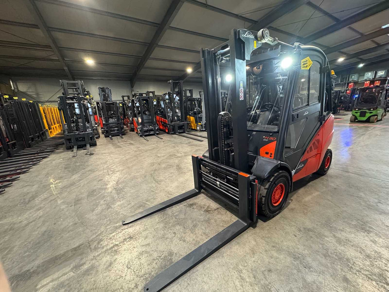 2017 SERVICE + UVV 11/2026 LINDE H30D EVO 3,000KG DUPLEX FREE LIFT 3RD + 4TH VALVE FORK ADJUSTER DIESEL FORKLIFT FORKLIFT 4,702 HOURS. - Gabelstapler: das Bild 3 2017 SERVICE + UVV 11/2026 LINDE H30D EVO 3,000KG DUPLEX FREE LIFT 3RD + 4TH VALVE FORK ADJUSTER DIESEL FORKLIFT FORKLIFT 4,702 HOURS. - Gabelstapler: das Bild 3