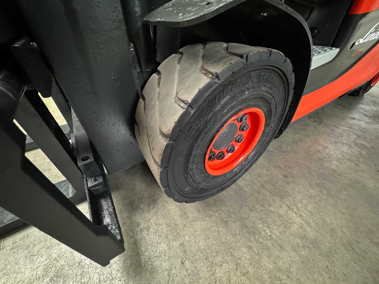 Gabelstapler 2018 SERVICE + UVV 10/2026 LINDE E30L 3,000KG TRIPLEX ELECTRIC FORKLIFT 4,647 HOURS: das Bild 10 Gabelstapler 2018 SERVICE + UVV 10/2026 LINDE E30L 3,000KG TRIPLEX ELECTRIC FORKLIFT 4,647 HOURS: das Bild 10