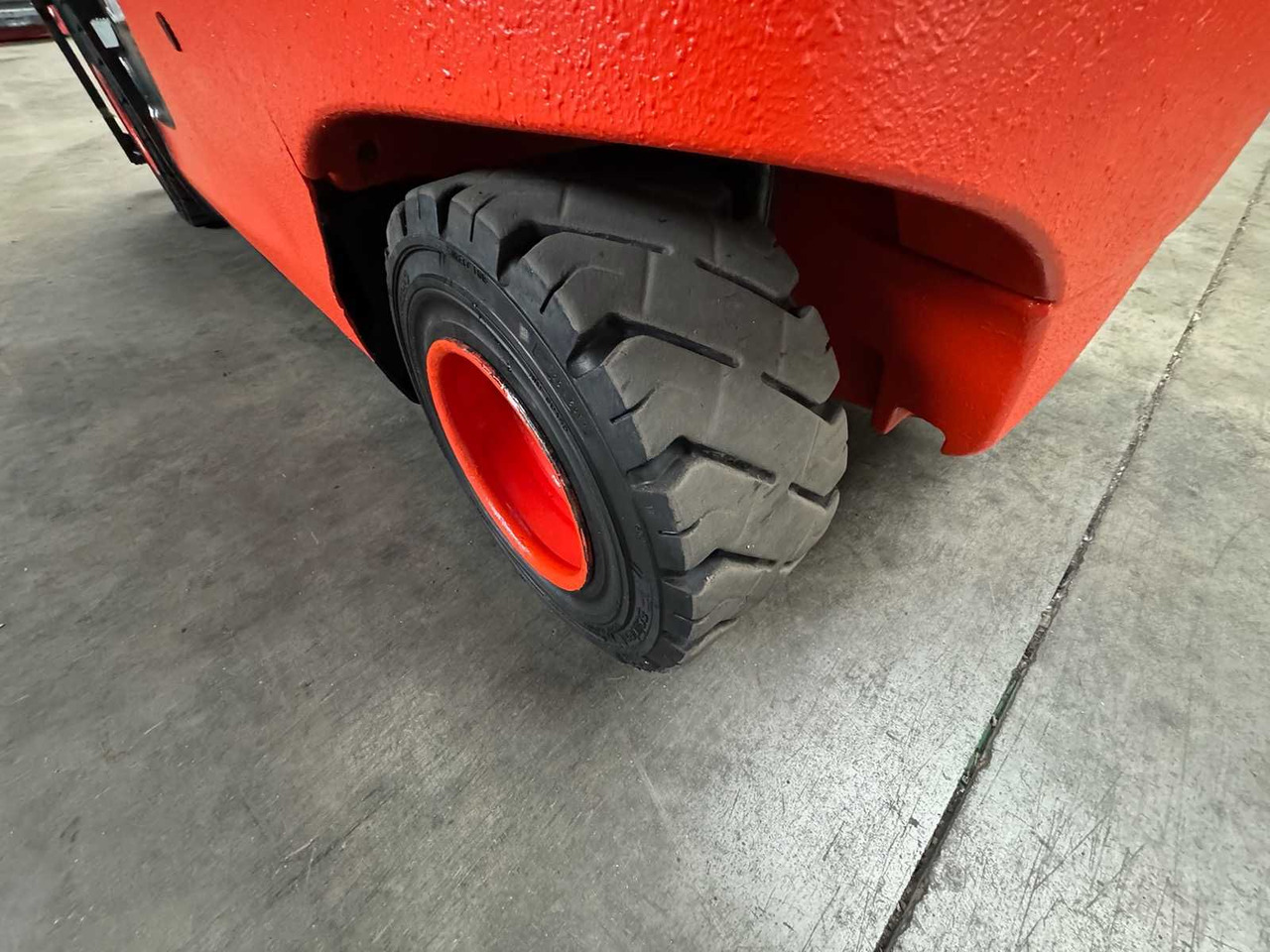 Gabelstapler 2018 SERVICE + UVV 10/2026 LINDE E30L 3,000KG TRIPLEX ELECTRIC FORKLIFT 4,647 HOURS: das Bild 11 Gabelstapler 2018 SERVICE + UVV 10/2026 LINDE E30L 3,000KG TRIPLEX ELECTRIC FORKLIFT 4,647 HOURS: das Bild 11