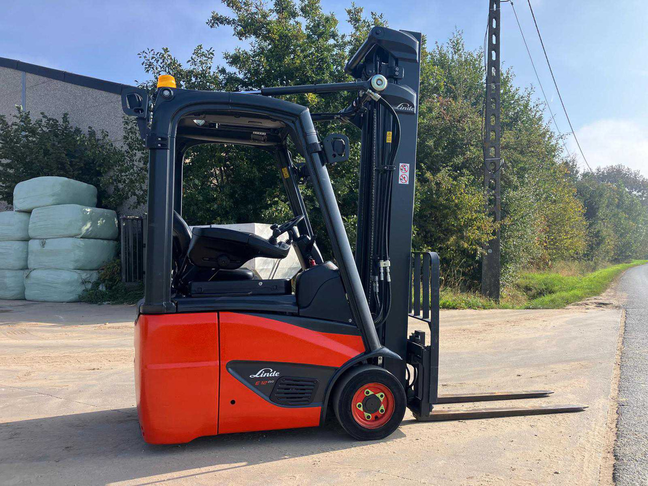 2019 LINDE E12 ELECTRIC FORKLIFT TRUCK - Gabelstapler: das Bild 4 2019 LINDE E12 ELECTRIC FORKLIFT TRUCK - Gabelstapler: das Bild 4