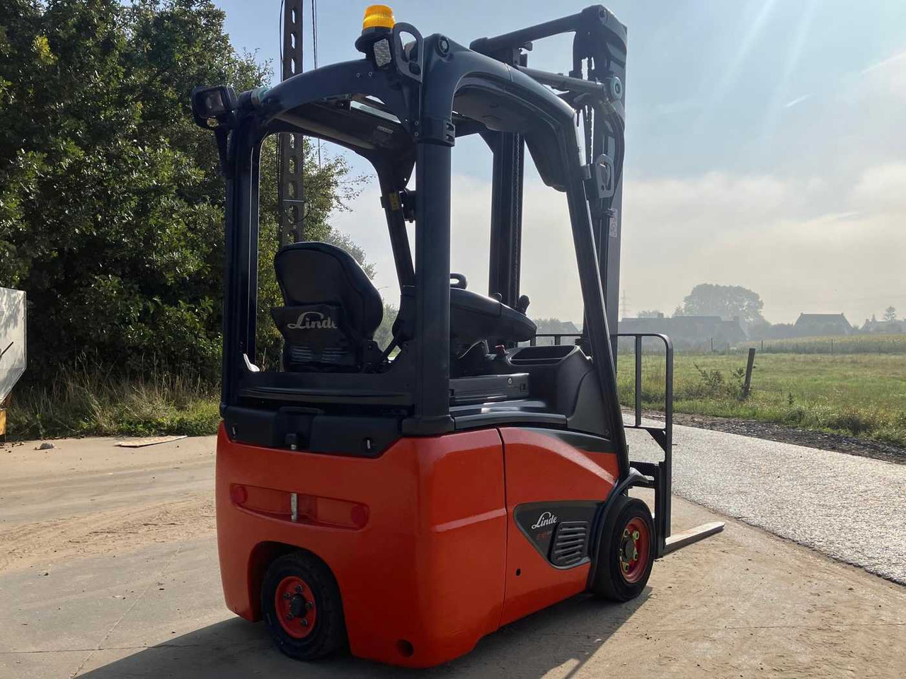 2019 LINDE E12 ELECTRIC FORKLIFT TRUCK - Gabelstapler: das Bild 5 2019 LINDE E12 ELECTRIC FORKLIFT TRUCK - Gabelstapler: das Bild 5