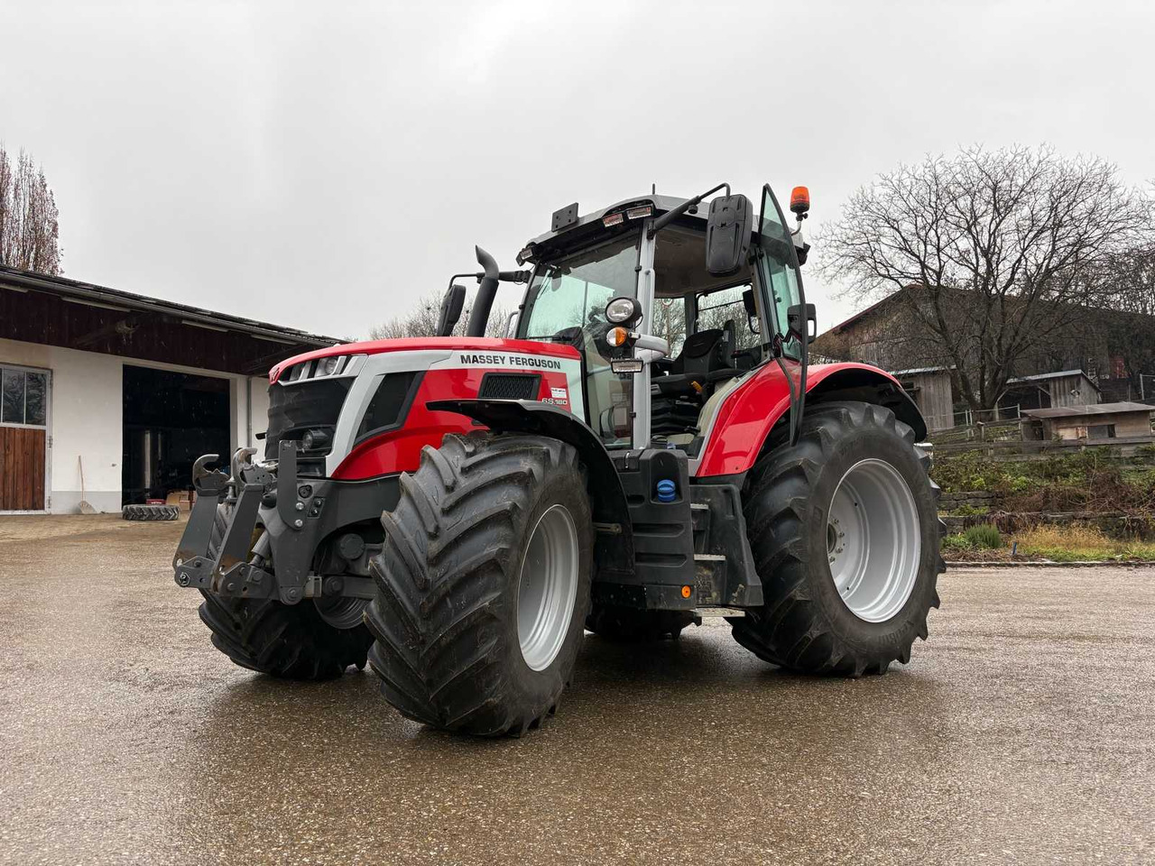 2024 MASSEY FERGUSON 6S.180 - 4WD TRACTOR - Traktor: das Bild 1 2024 MASSEY FERGUSON 6S.180 - 4WD TRACTOR - Traktor: das Bild 1