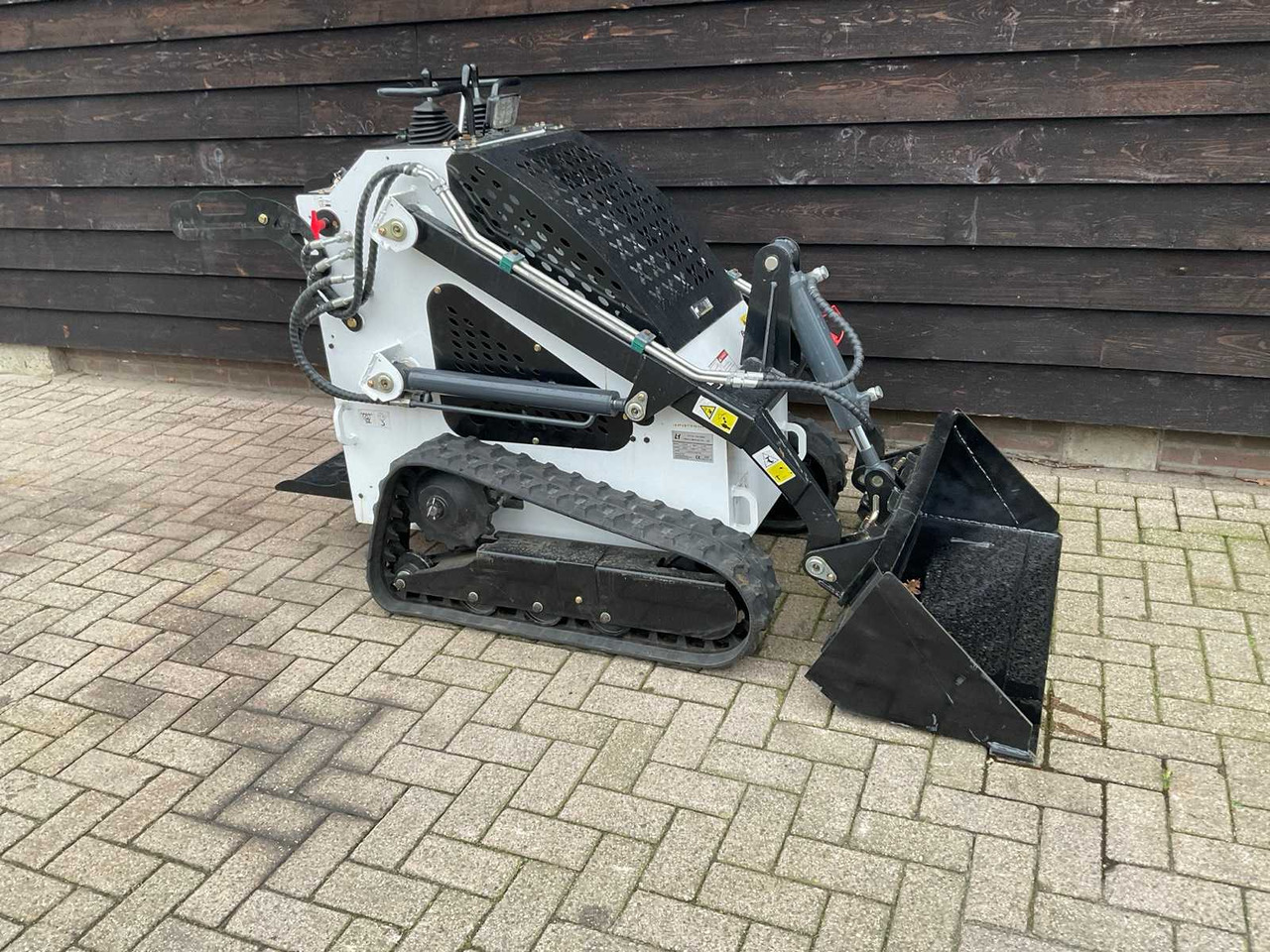 2025 JLH LRT 360 SKID STEER LOADER - Deltalader: das Bild 2 2025 JLH LRT 360 SKID STEER LOADER - Deltalader: das Bild 2