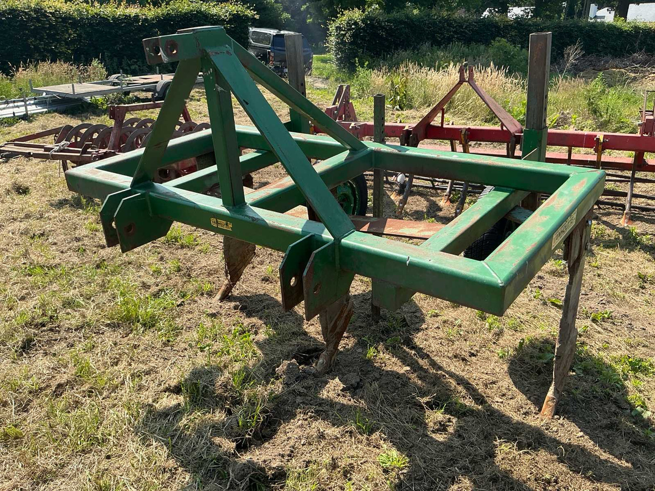 3-tooth subsoiler - Tiefenlockerer: das Bild 5 3-tooth subsoiler - Tiefenlockerer: das Bild 5