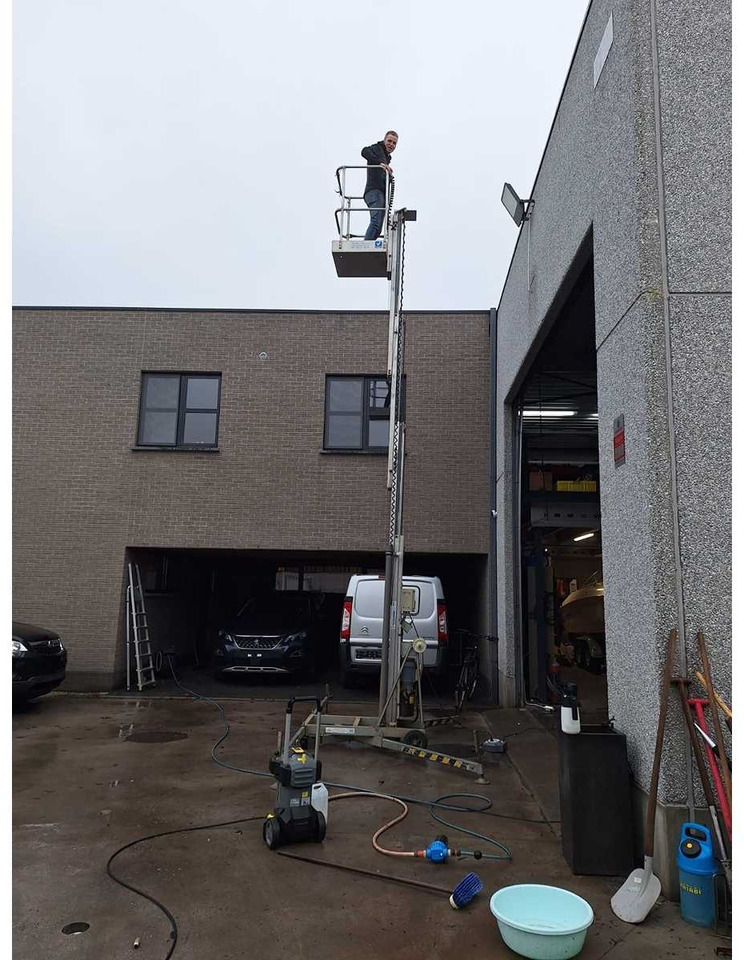 ALP LIFT - 1997 - AERIAL PLATFORM - Arbeitsbühne: das Bild 2 ALP LIFT - 1997 - AERIAL PLATFORM - Arbeitsbühne: das Bild 2