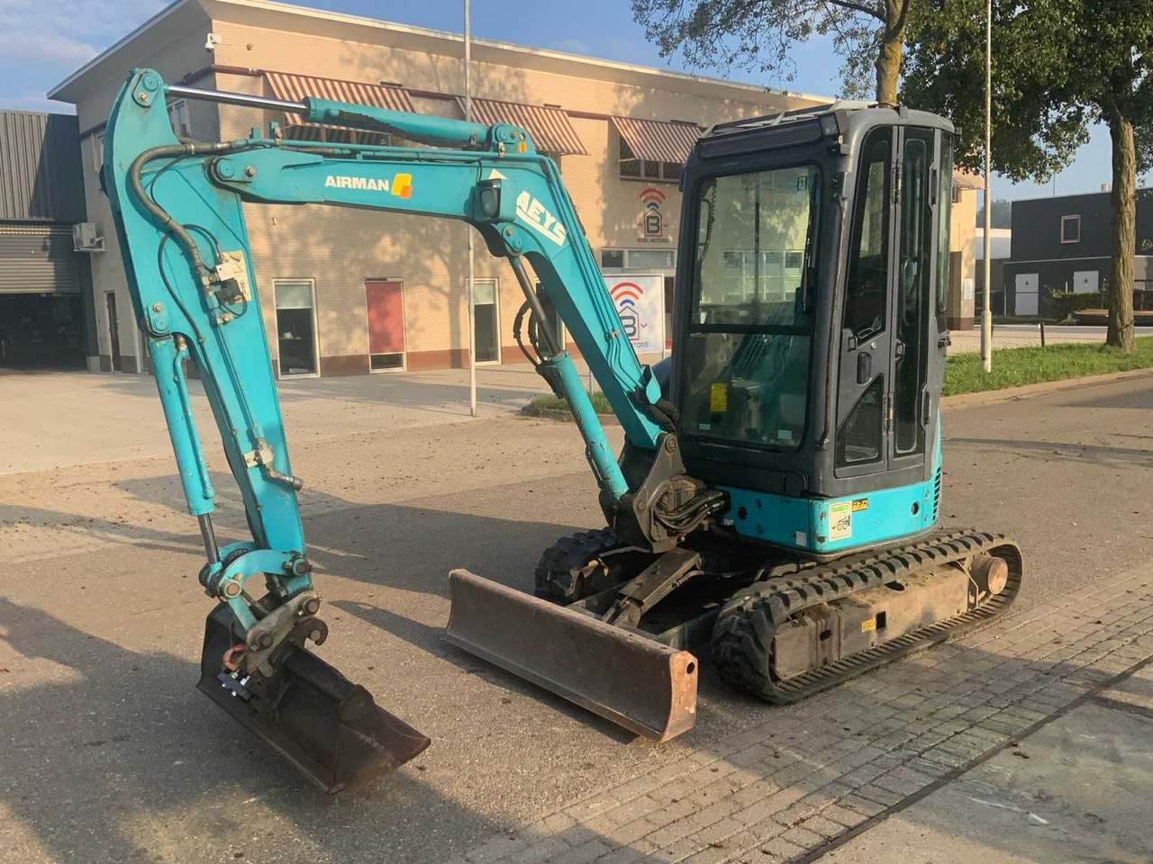 Airman AX30U-4 - Minibagger: das Bild 1 Airman AX30U-4 - Minibagger: das Bild 1