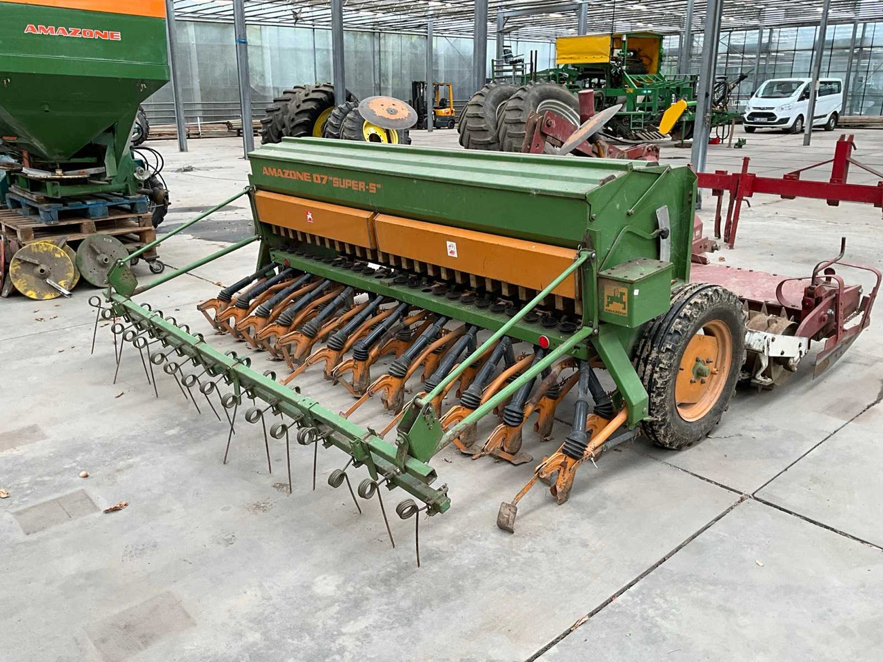 Amazone HR300/D7 - Sätechnik: das Bild 3 Amazone HR300/D7 - Sätechnik: das Bild 3