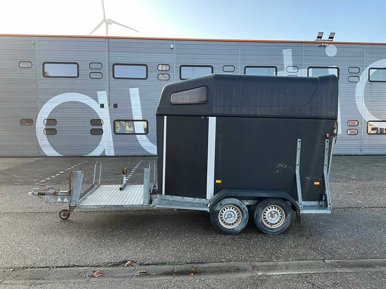 2006 HOTRARIJS PT-2600SS HORSE TRAILER WT-HN-61 - Anhänger: das Bild 2 2006 HOTRARIJS PT-2600SS HORSE TRAILER WT-HN-61 - Anhänger: das Bild 2