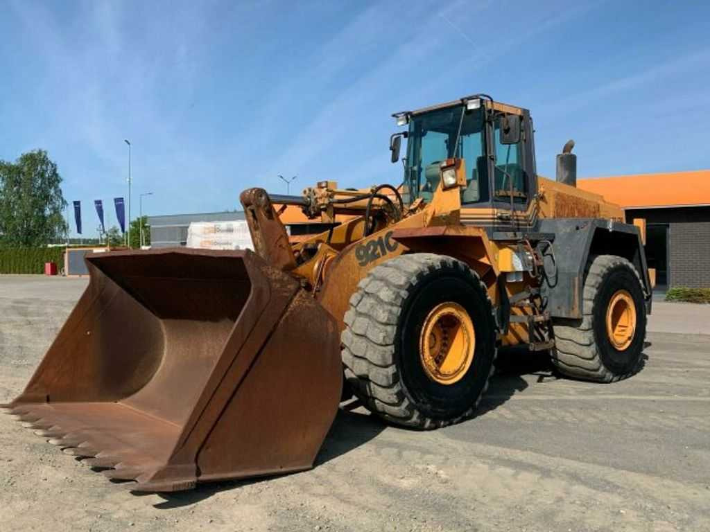 CASE 921C - 2000 - 921C SHOVEL - BULLDOZER - Bulldozer: das Bild 1 CASE 921C - 2000 - 921C SHOVEL - BULLDOZER - Bulldozer: das Bild 1