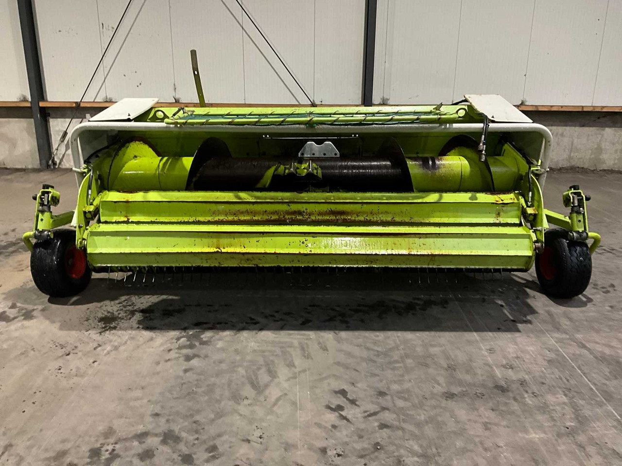 CLAAS PU 300 HD GRASS PICK-UP - Feldhäcksler: das Bild 2 CLAAS PU 300 HD GRASS PICK-UP - Feldhäcksler: das Bild 2