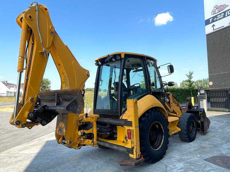 Caterpillar 428F - Baggerlader: das Bild 2 Caterpillar 428F - Baggerlader: das Bild 2