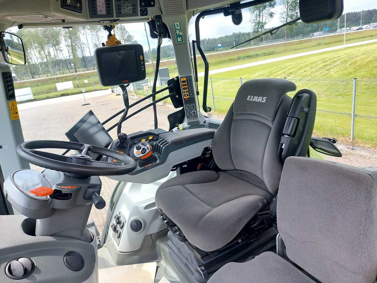 Traktor Claas AXION 950: das Bild 12