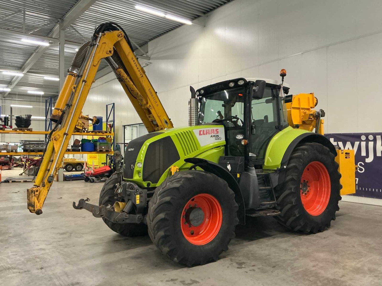 Claas Axion 820 - Traktor: das Bild 1 Claas Axion 820 - Traktor: das Bild 1