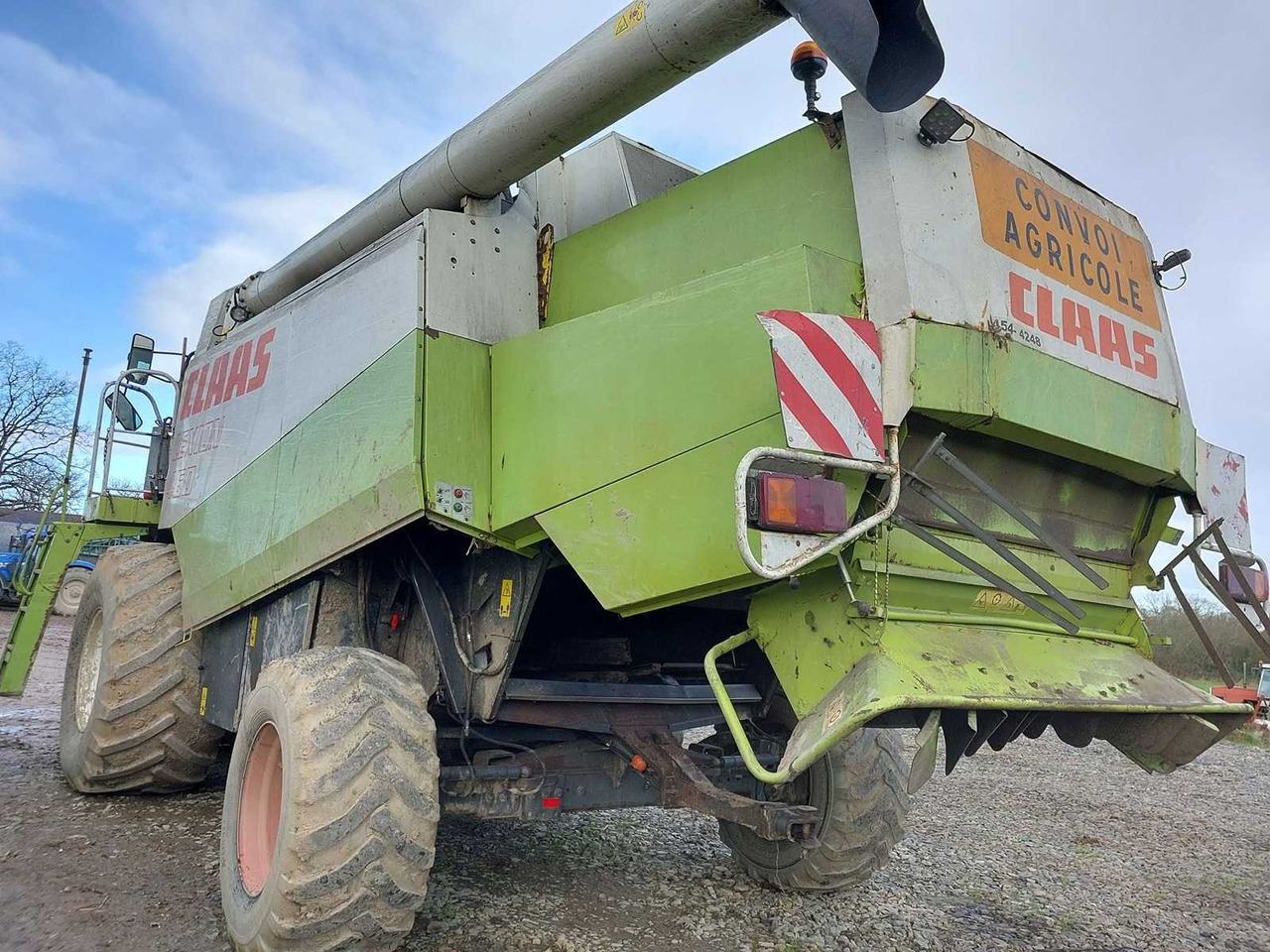 Claas Lexion 460 - Mähdrescher: das Bild 4 Claas Lexion 460 - Mähdrescher: das Bild 4