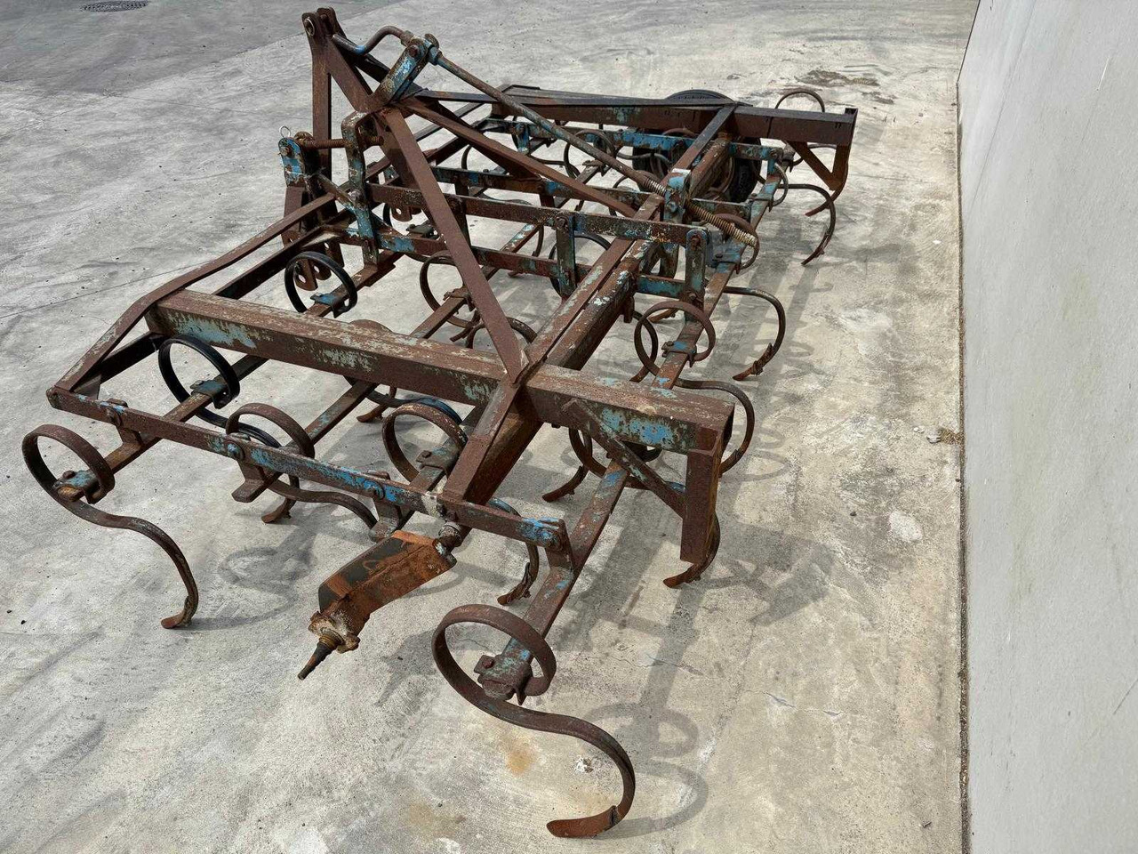 Grubber Cultivator: das Bild 7